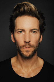 Troy Baker